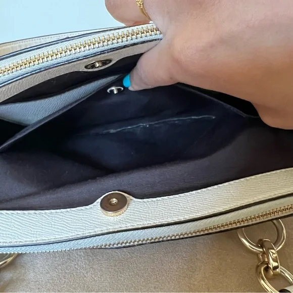 COACH NEW YORK Crossbody and Shoulder Bag with Gold Hardware- Cream Color - Picture 8 of 9